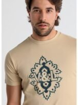 camiseta-manga-corta-grafica-paisley_1