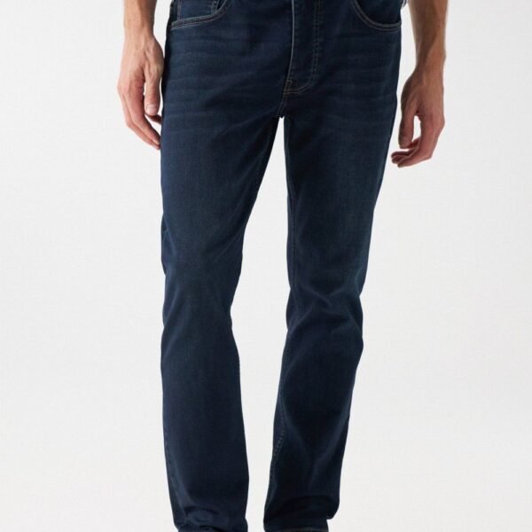 Pantalón Slim Oscuro Salsa