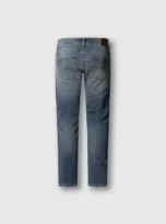 CMF-900Wx900H-Default-WorkingFormat-PM20738985TG-000-02-MA